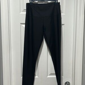 Black High-Waisted Leggings Size Medium